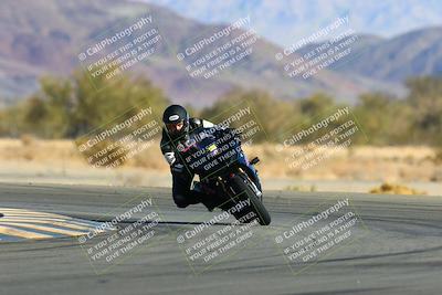 media/Jan-09-2022-SoCal Trackdays (Sun) [[2b1fec8404]]/Turn 14 (10am)/